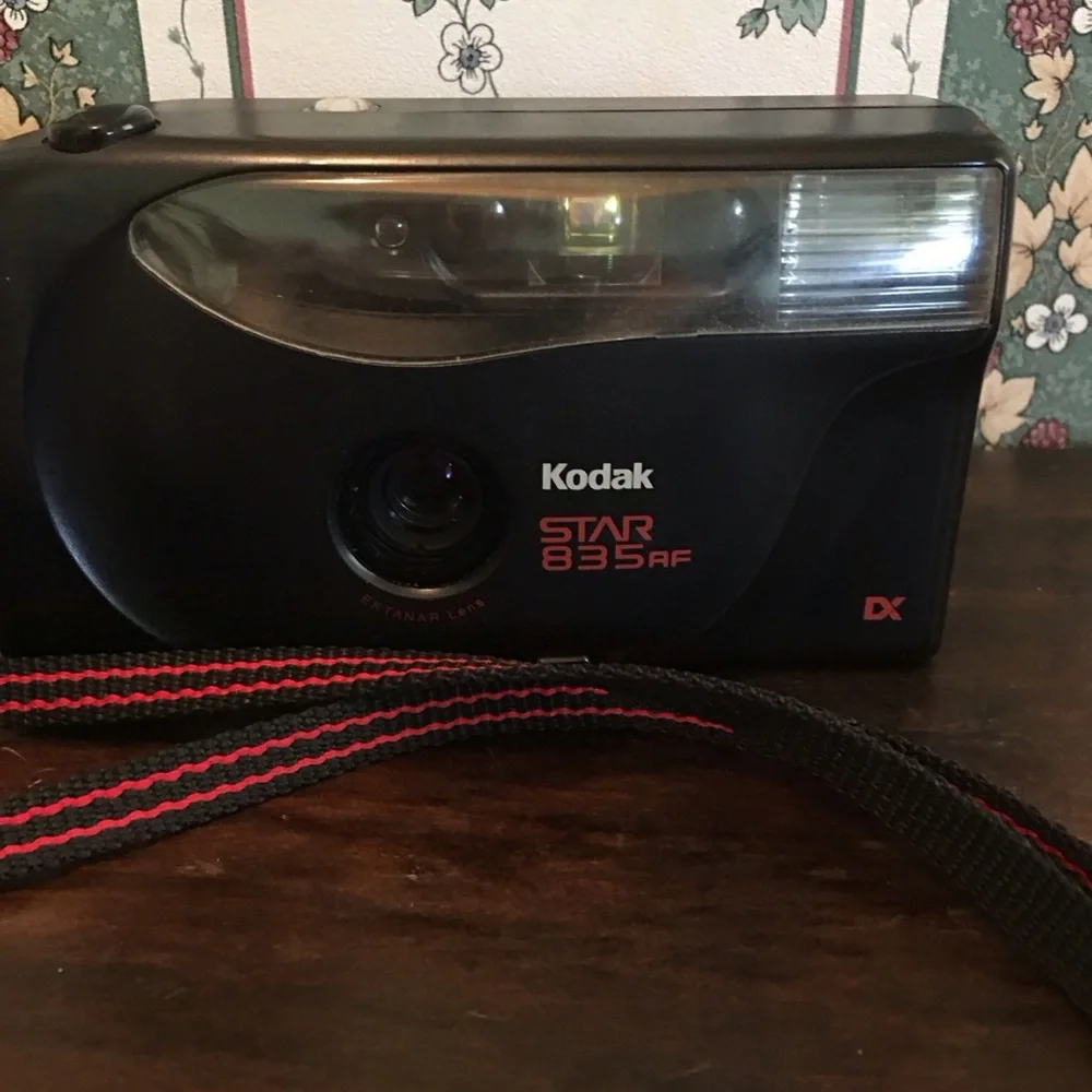 Kodak Black Film Camera Compact Design with Built-in Flash